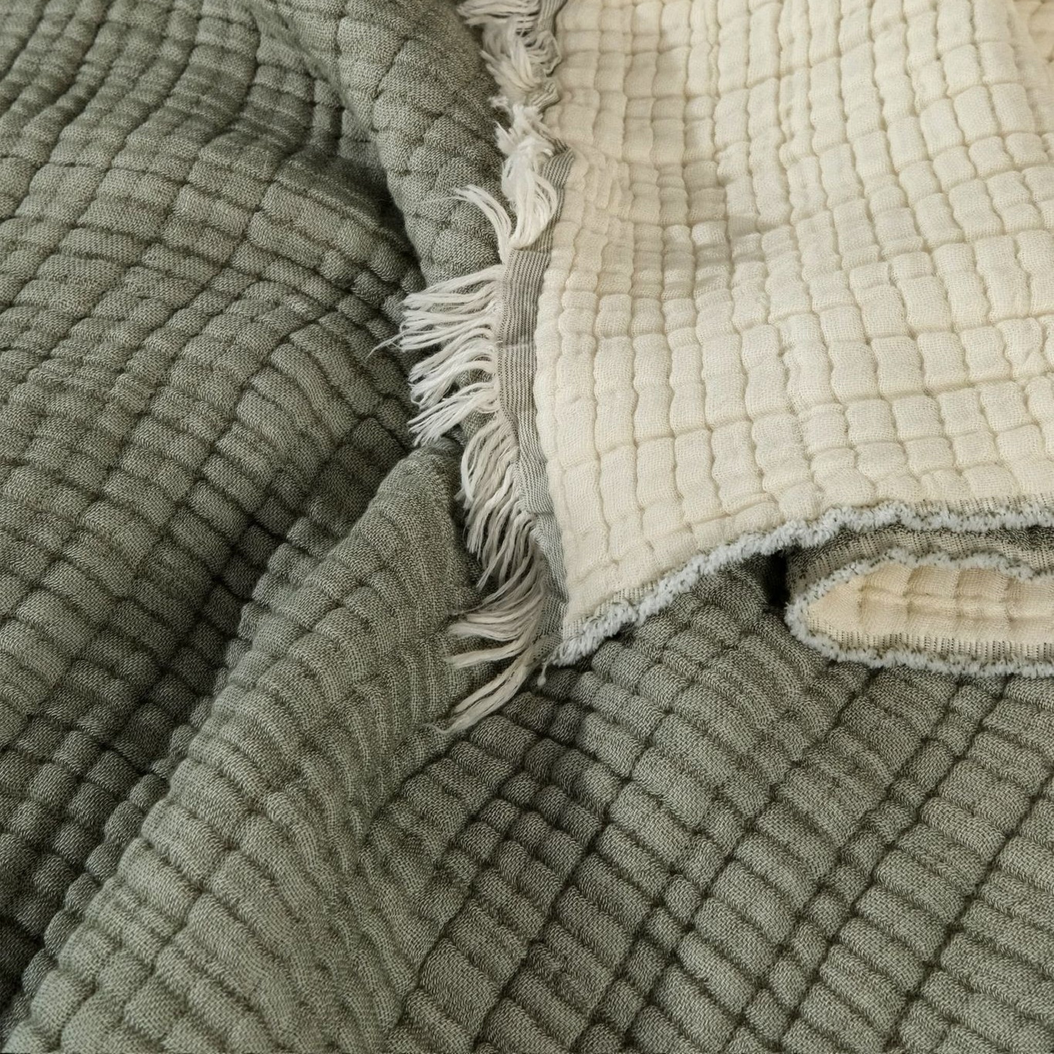 5-Layer Muslin Blankets